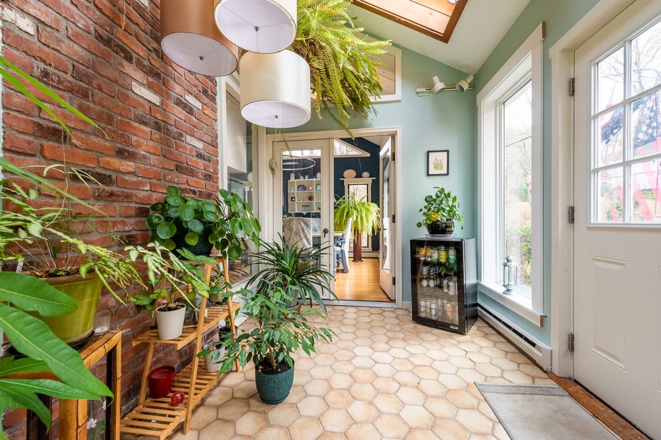 9 Hickory Hill Drive Photo 5