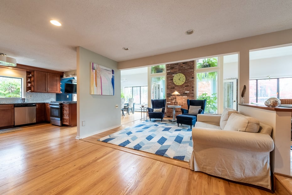 9 Hickory Hill Drive Photo 14