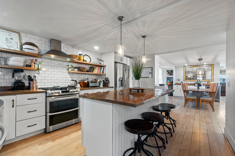 11 Pearl Street Photo 6