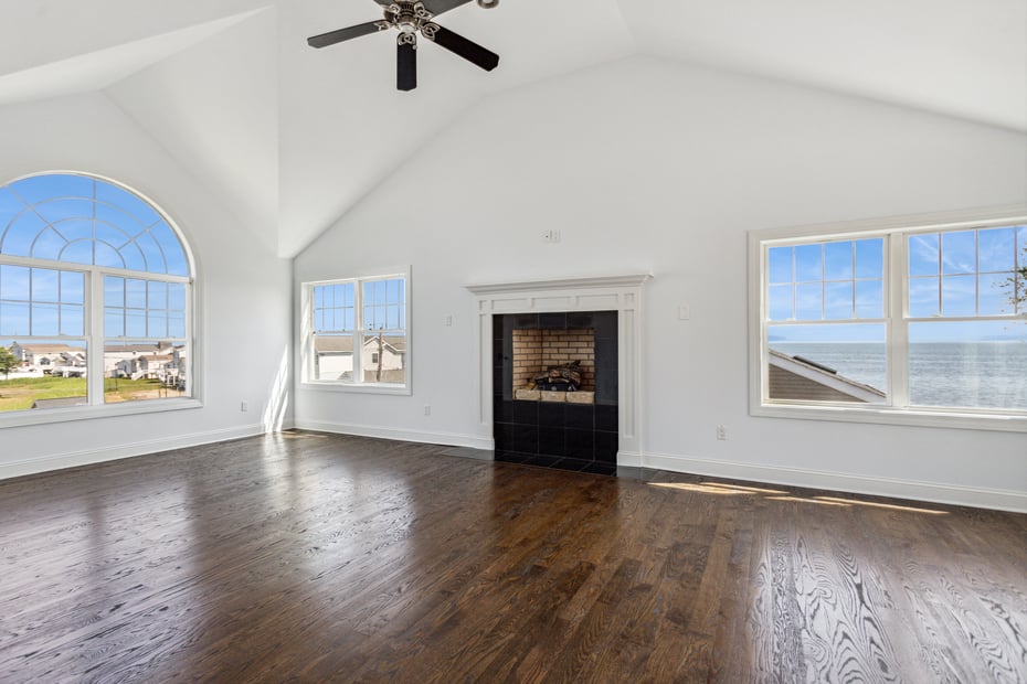 35 5th Avenue Photo 16