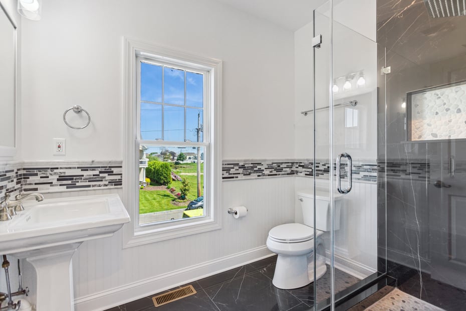 35 5th Avenue Photo 19