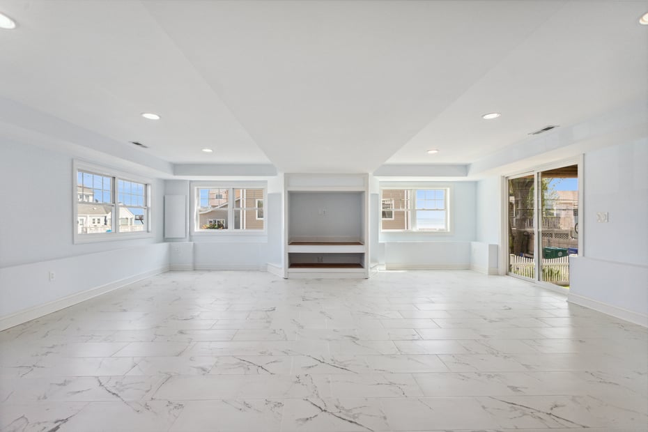 35 5th Avenue Photo 26