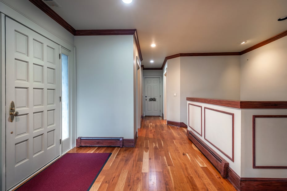 411 Beach Street Photo 4