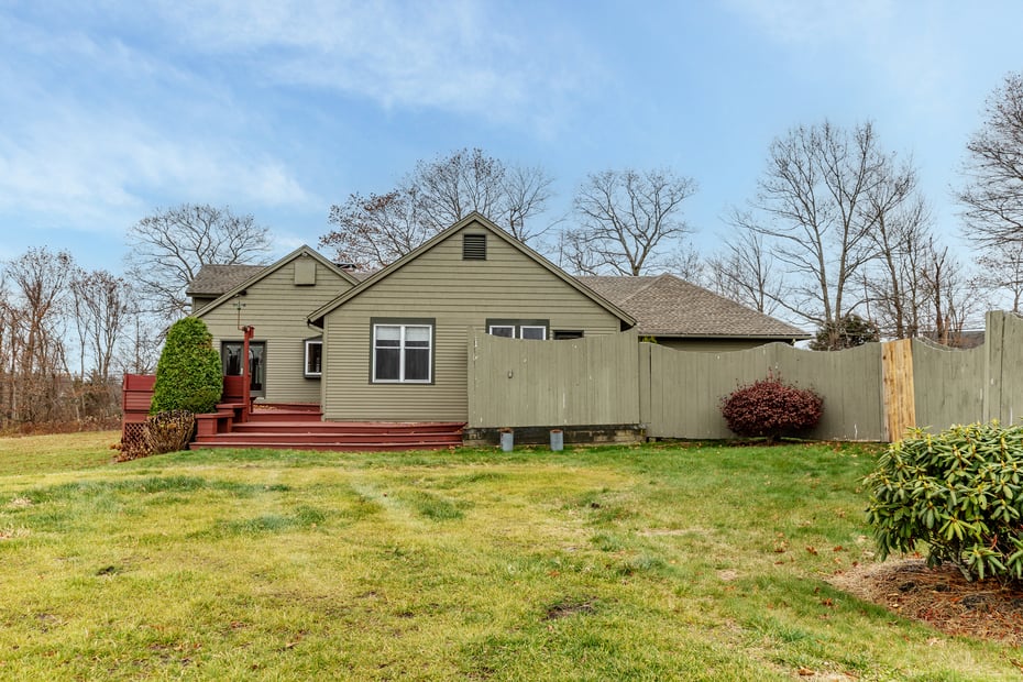 411 Beach Street Photo 32