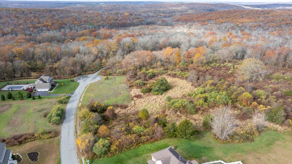 33 Farm View Drive Photo 6