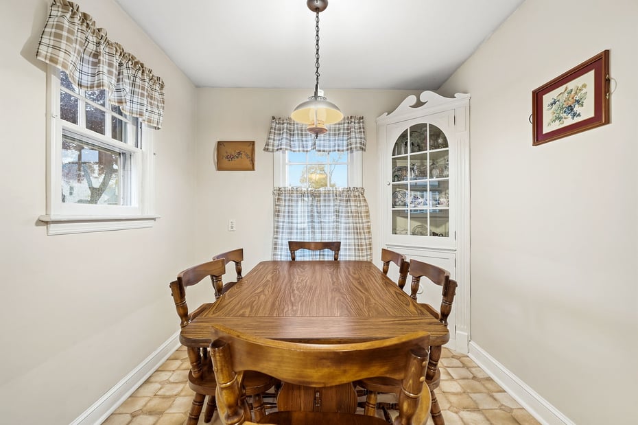 515 Wilcoxson Avenue Photo 8