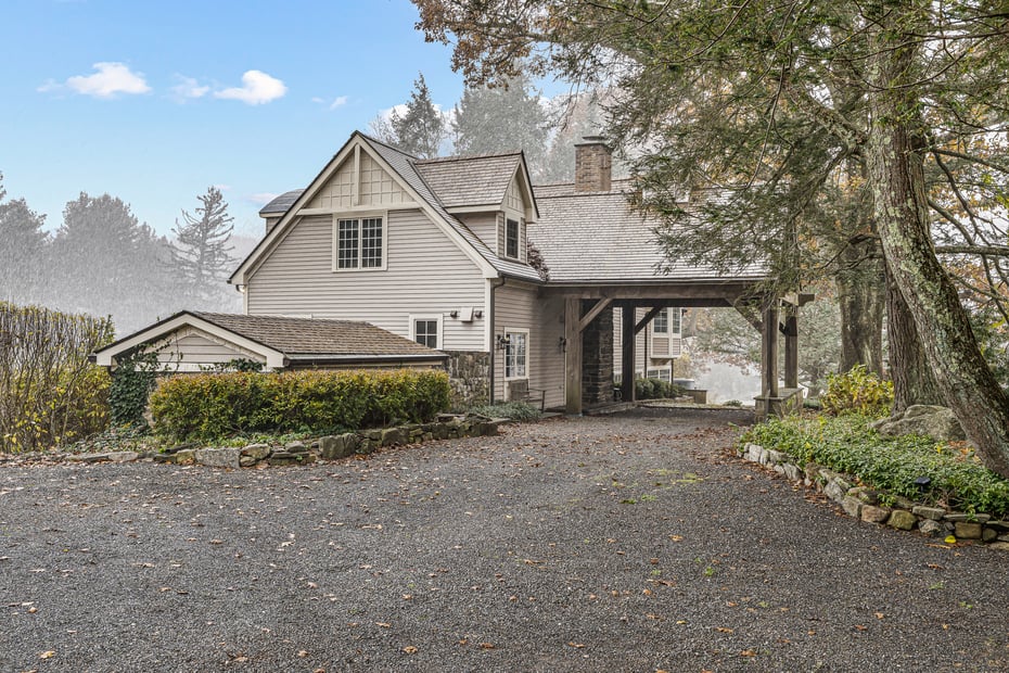 440 Long Ridge Road Photo 5