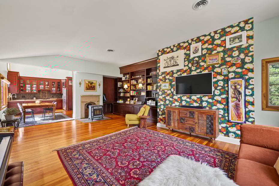 342/344 New Ashford (route 7) Rd Photo 8