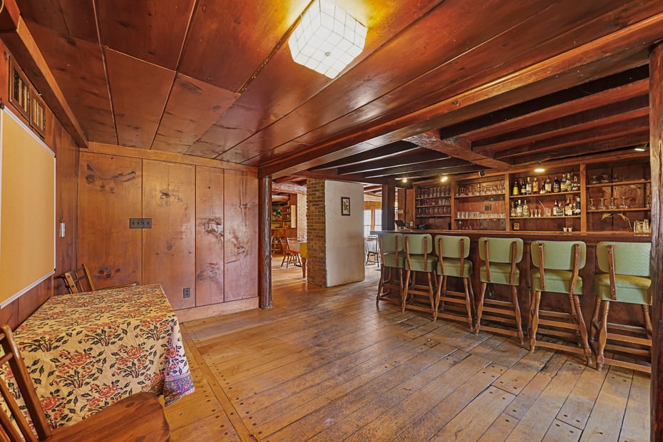 342/344 New Ashford (route 7) Rd Photo 6