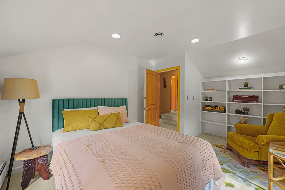 342/344 New Ashford (route 7) Rd Photo 37