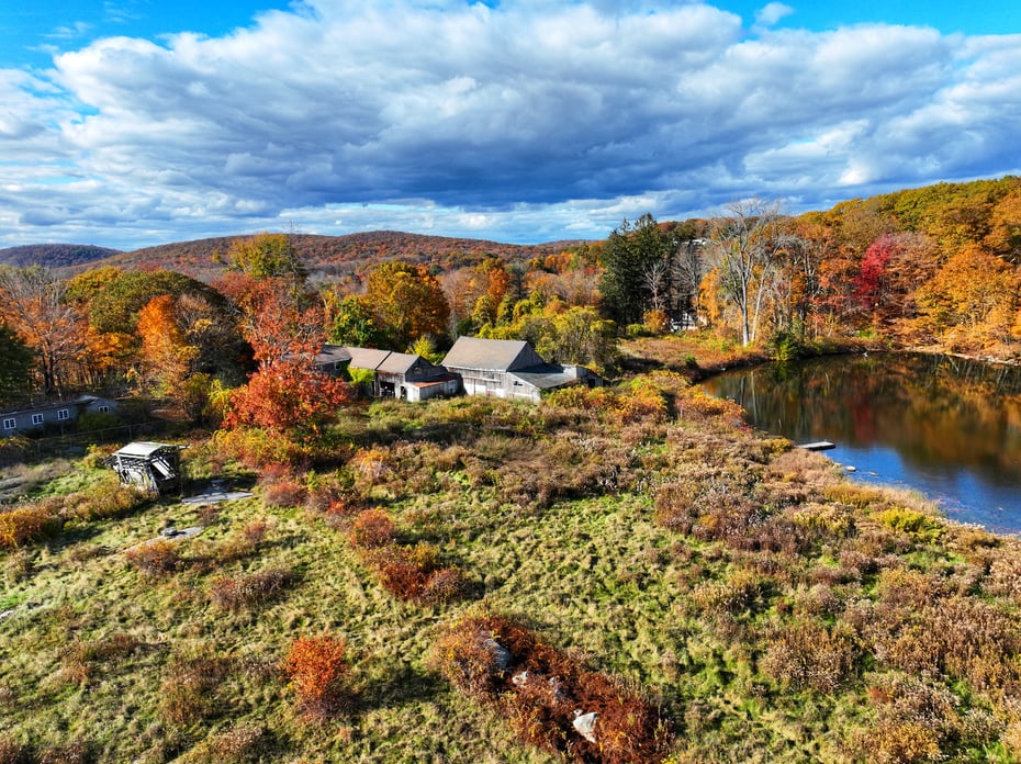 308 Skiff Mountain Road Photo 11