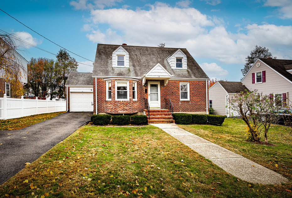 10 Maywood Avenue Photo 1