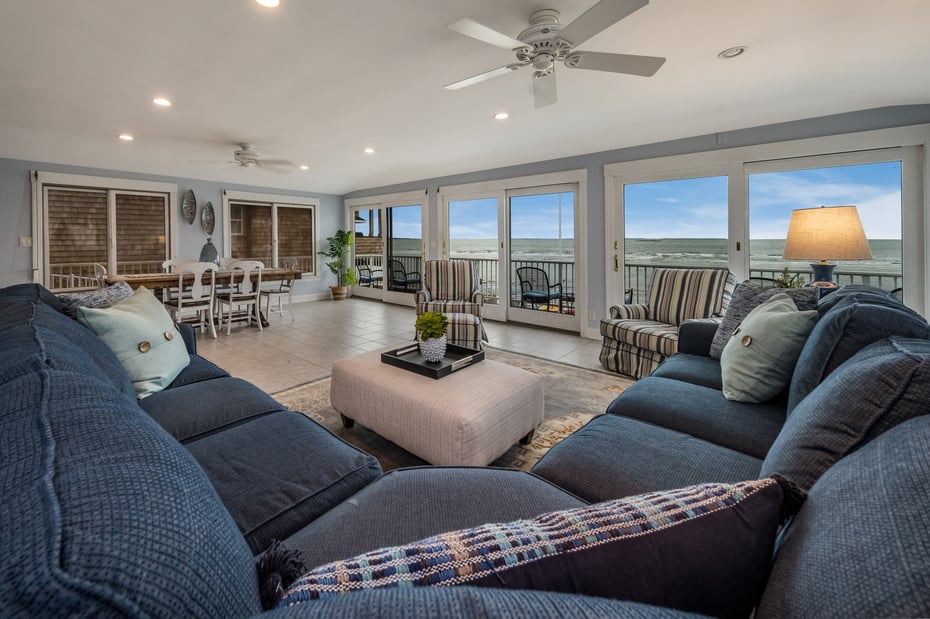 223 Giants Neck Road Photo 8