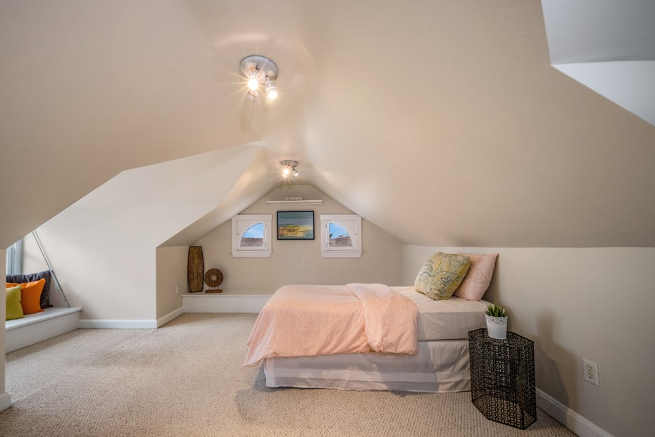 223 Giants Neck Road Photo 19