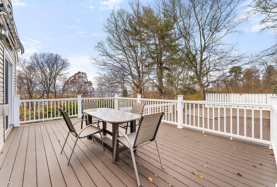 70 Cedar Lane Photo 24