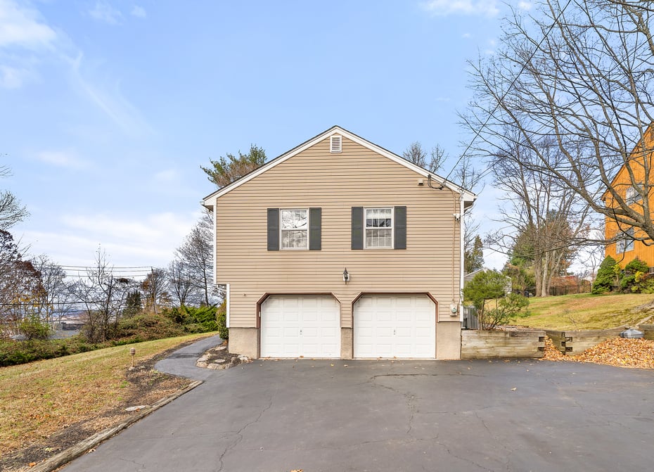 70 Cedar Lane Photo 31