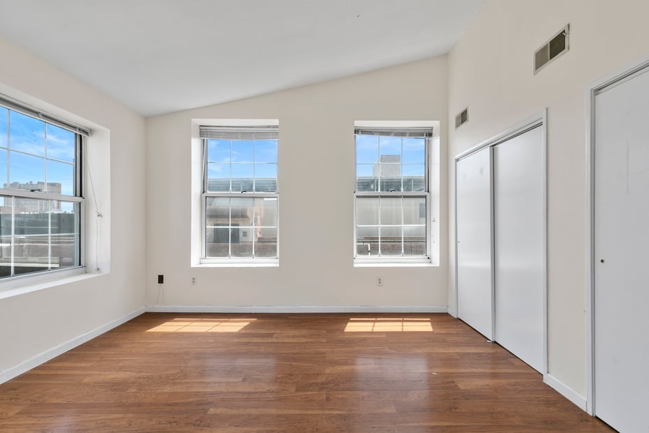 196 Crown Street  #5I Photo 32