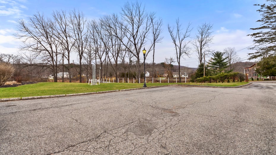 26 Benton Road Photo 22