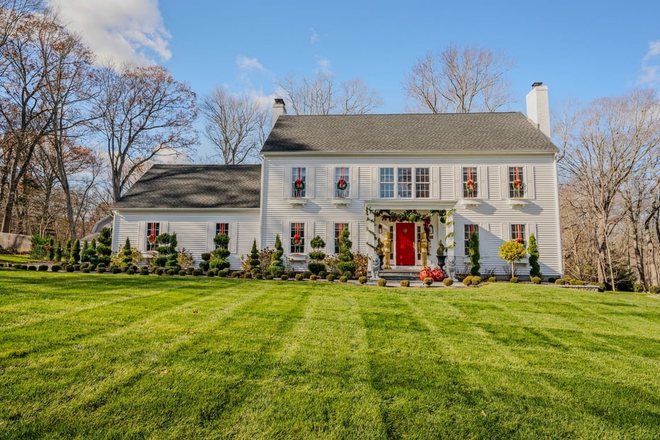 9 Essex Hills Drive Photo 4