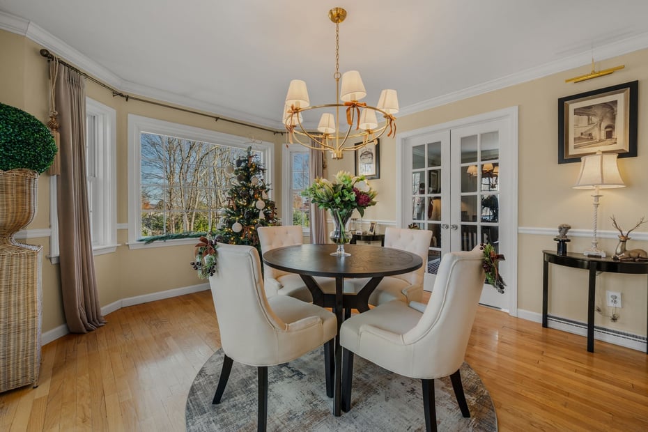 9 Essex Hills Drive Photo 6