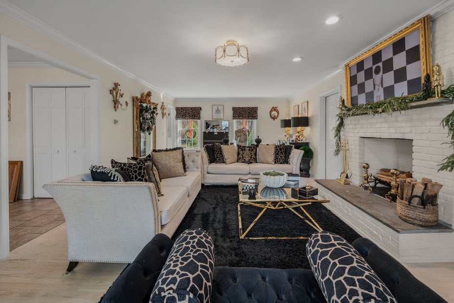 9 Essex Hills Drive Photo 10