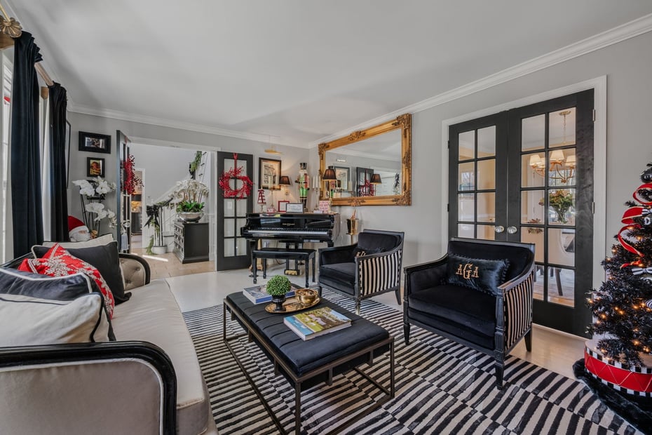 9 Essex Hills Drive Photo 14