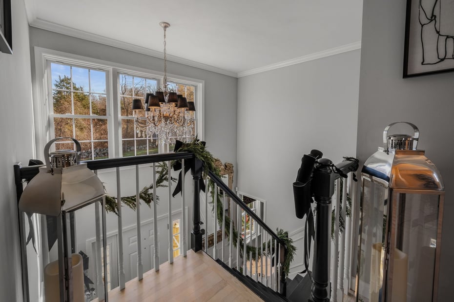 9 Essex Hills Drive Photo 17