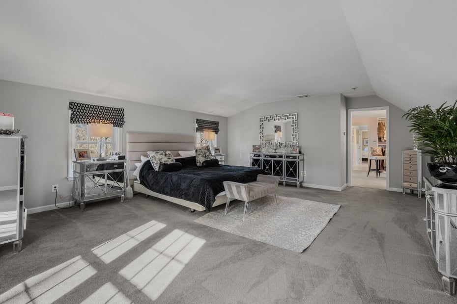 9 Essex Hills Drive Photo 22