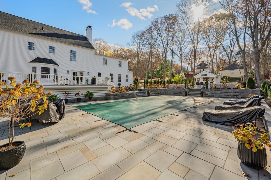 9 Essex Hills Drive Photo 29