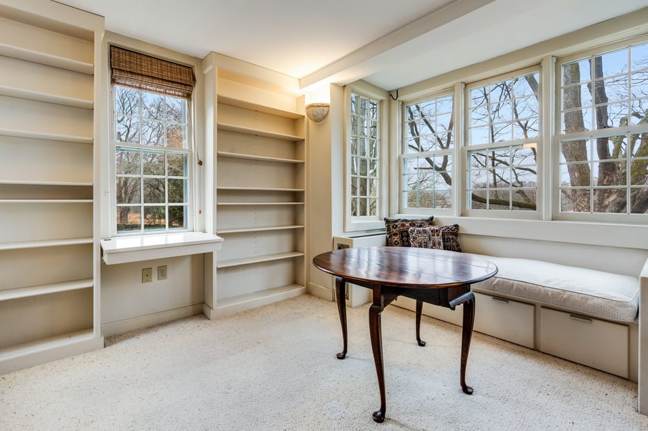 410 Washington Street Photo 11