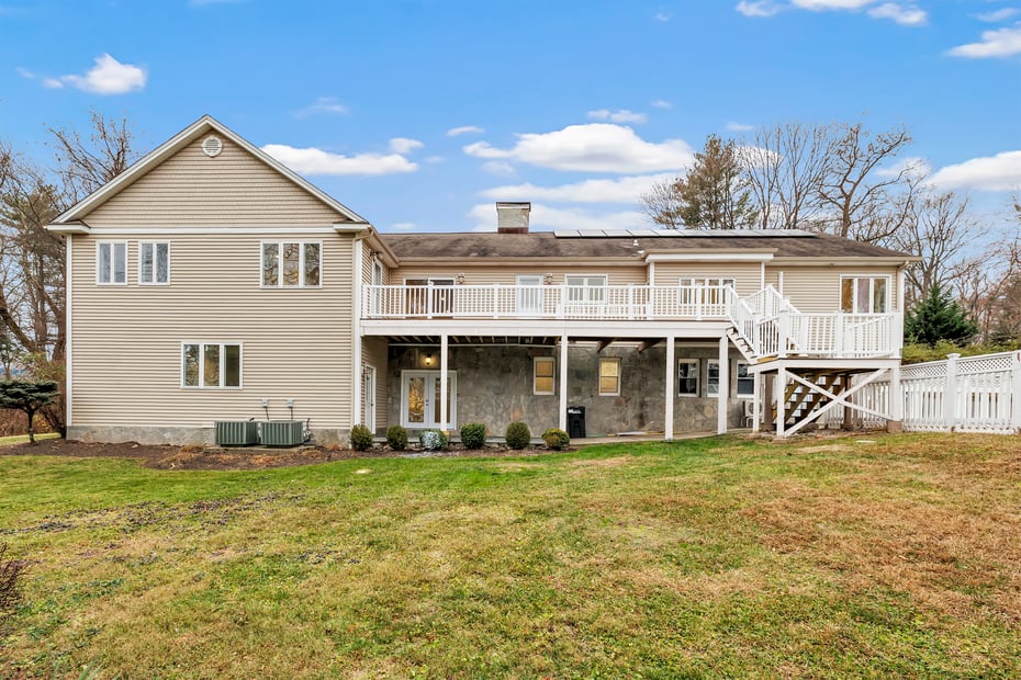 28 Hillside Drive Photo 5