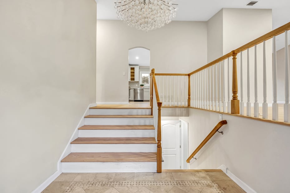 28 Hillside Drive Photo 7