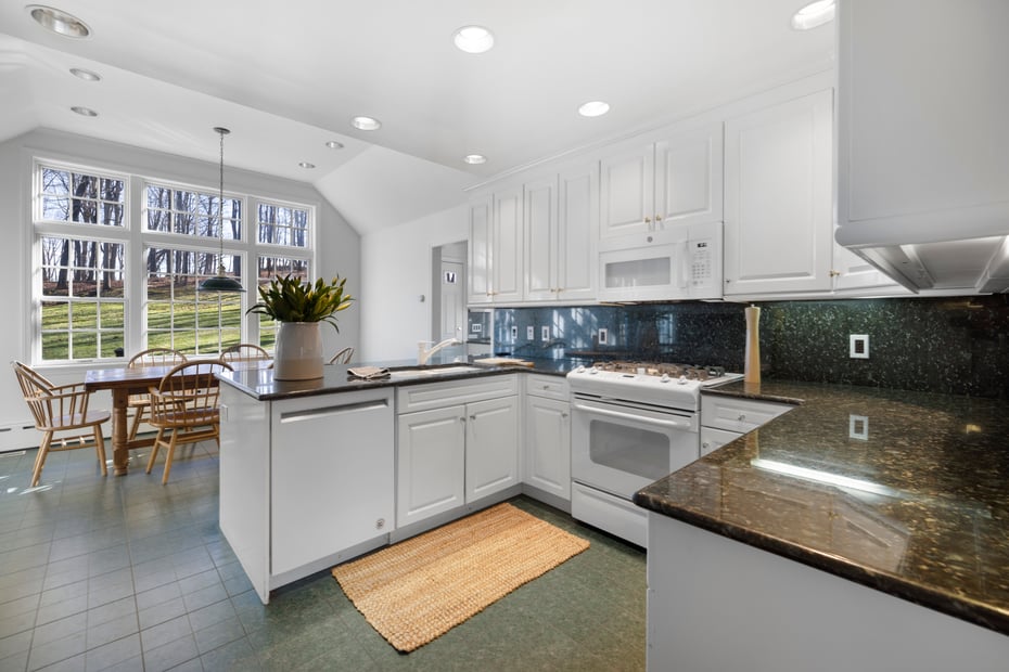 24 Tarleton Road Photo 4