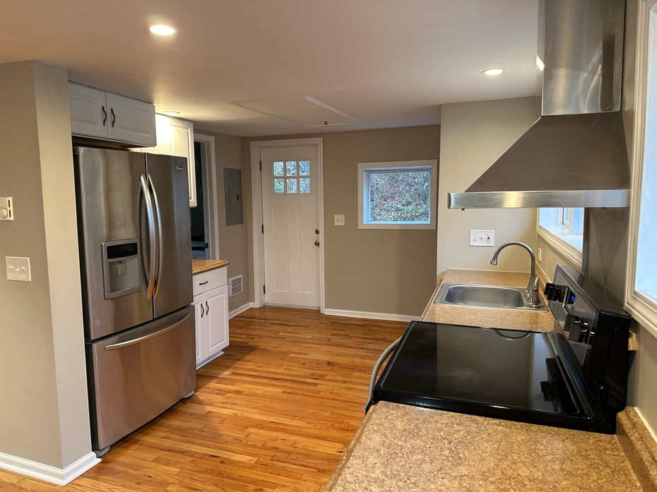 11 Upper Mallett Lane  #C Photo 2