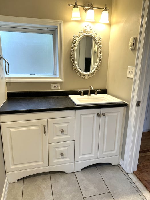 11 Upper Mallett Lane  #C Photo 3