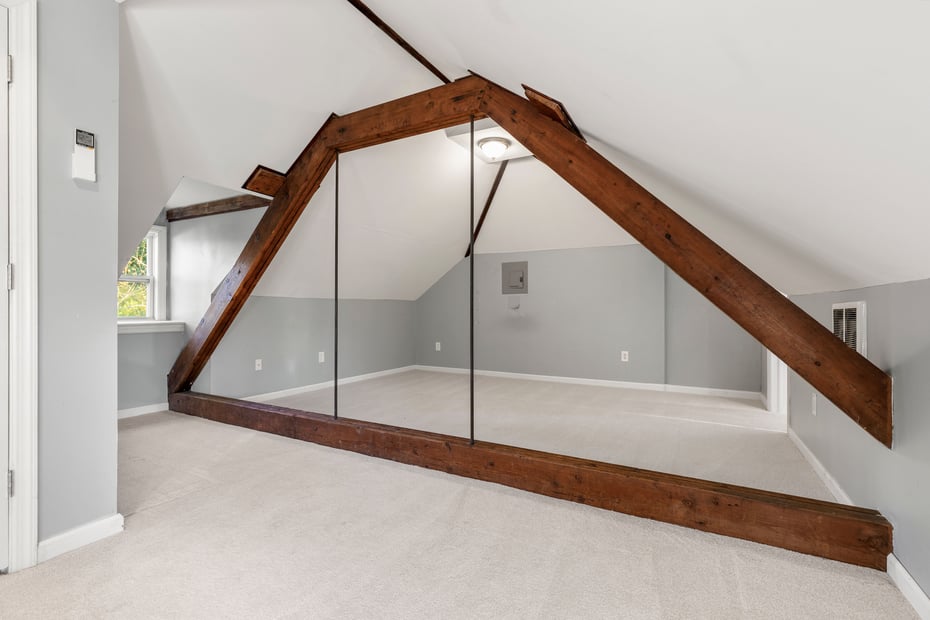 83 Somerstown Road Photo 29