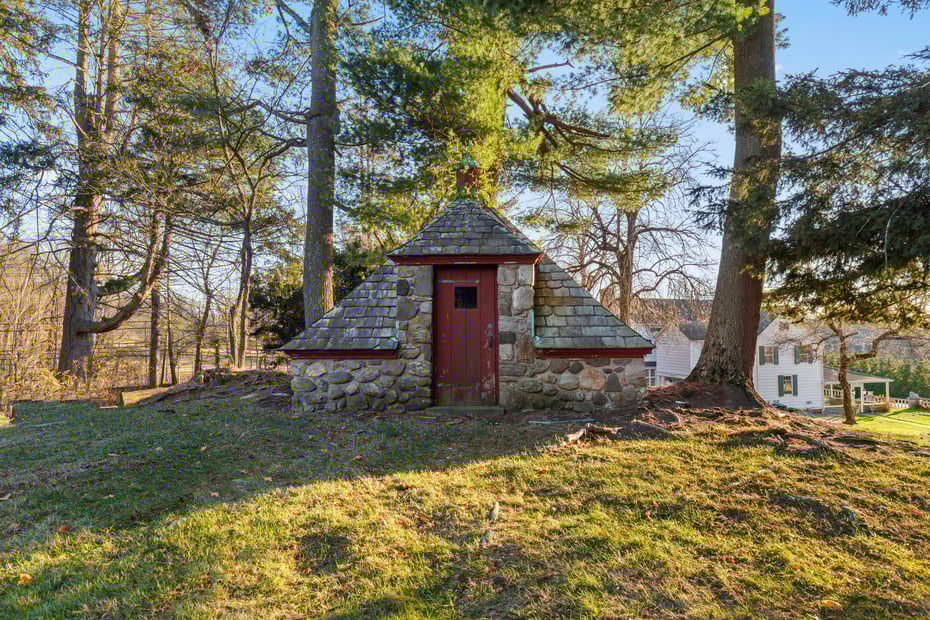 83 Somerstown Road Photo 34