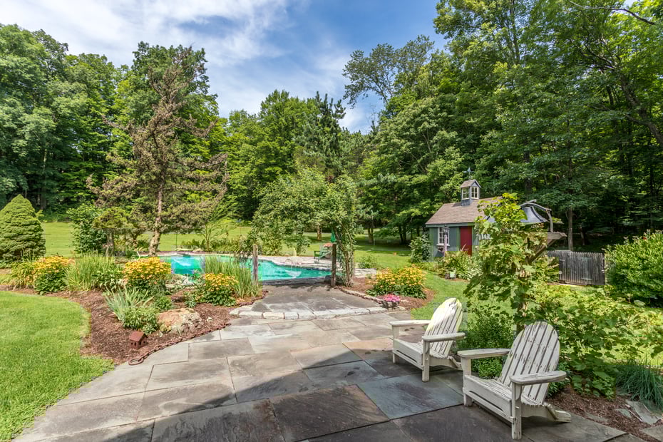 21 Jericho Road North Photo 4