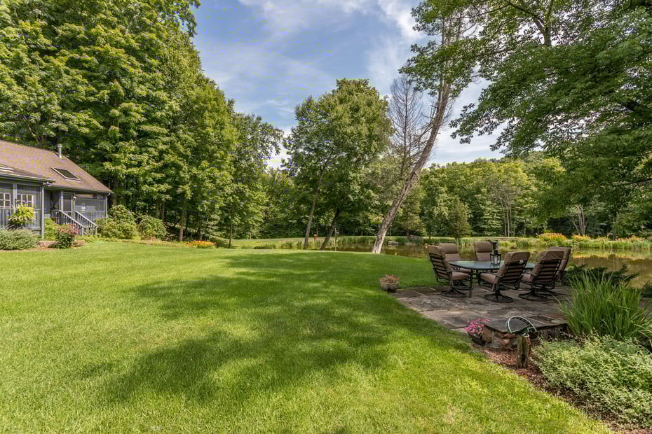 21 Jericho Road North Photo 6