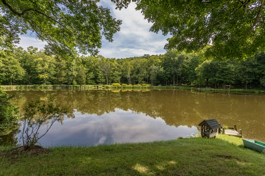 21 Jericho Road North Photo 8