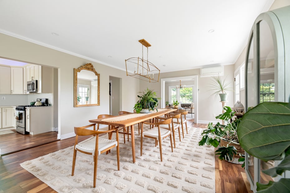 209 Van Cortlandt Park Avenue Photo 10