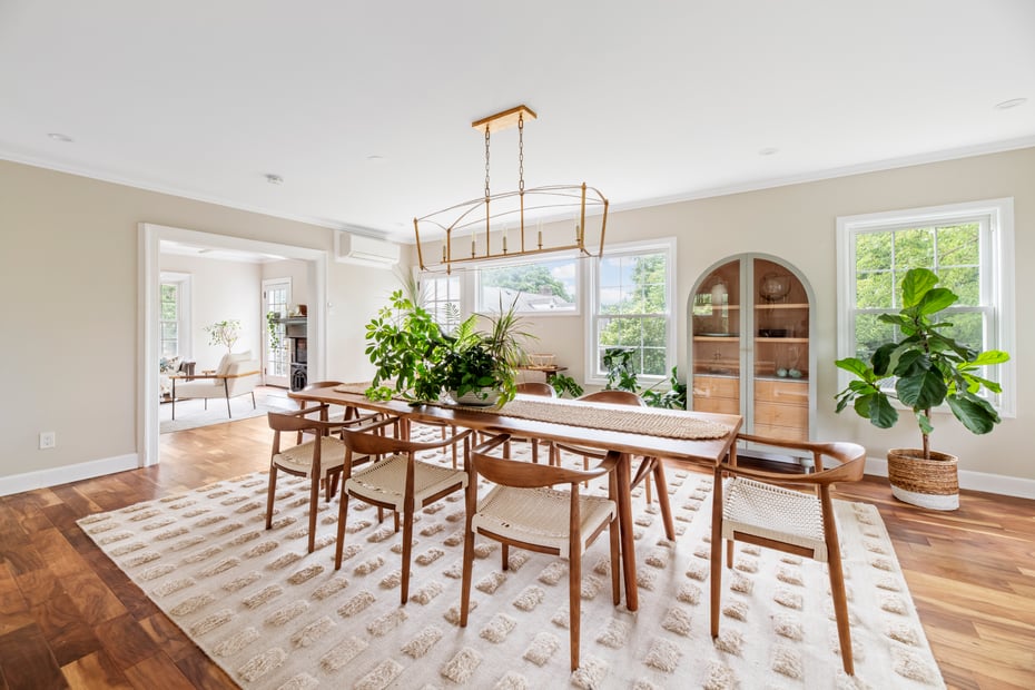 209 Van Cortlandt Park Avenue Photo 9