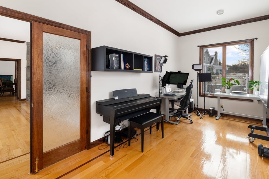 25 Old Road Photo 31