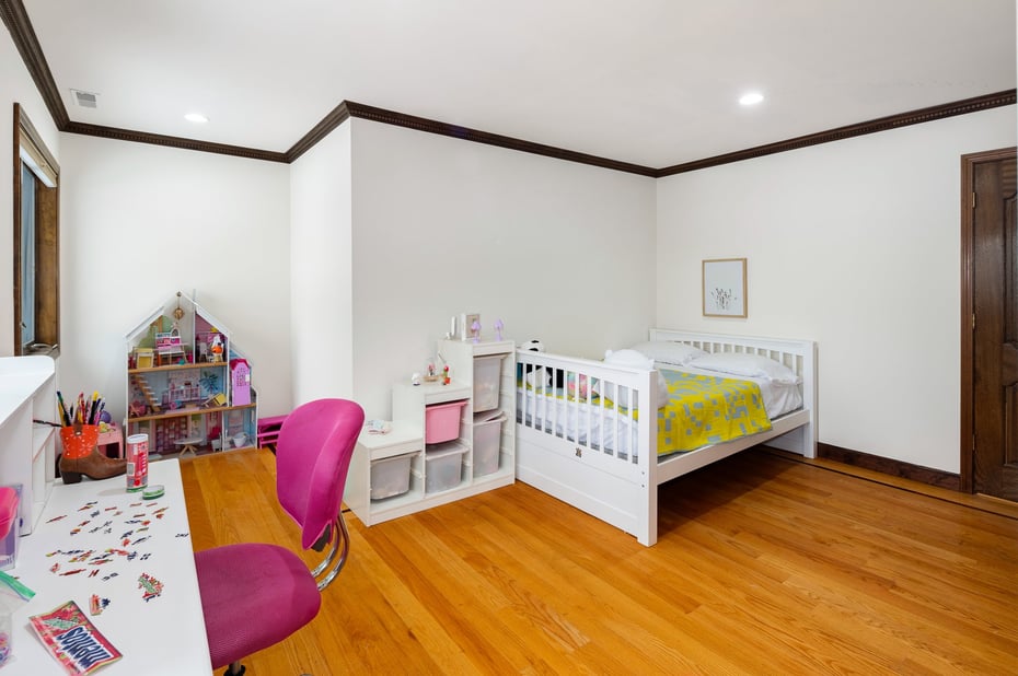 25 Old Road Photo 15