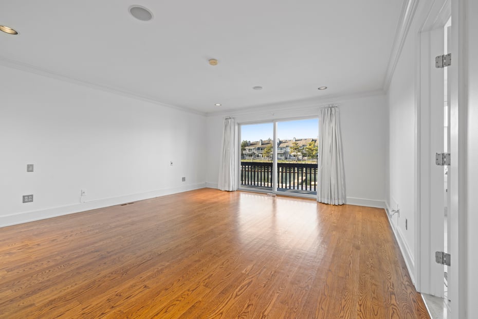 1 Island Drive  #21 Photo 7