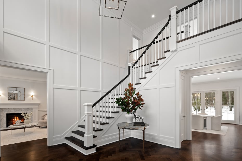 928 West Road Photo 4