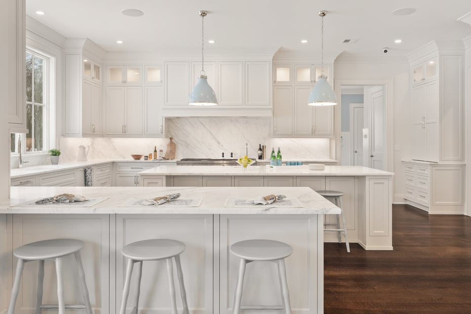 928 West Road Photo 6