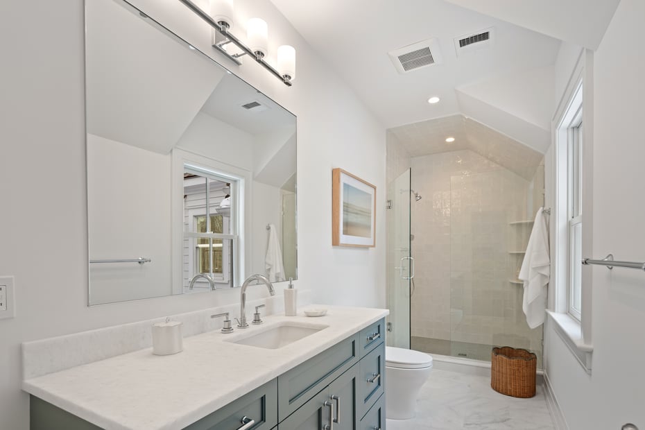 928 West Road Photo 29