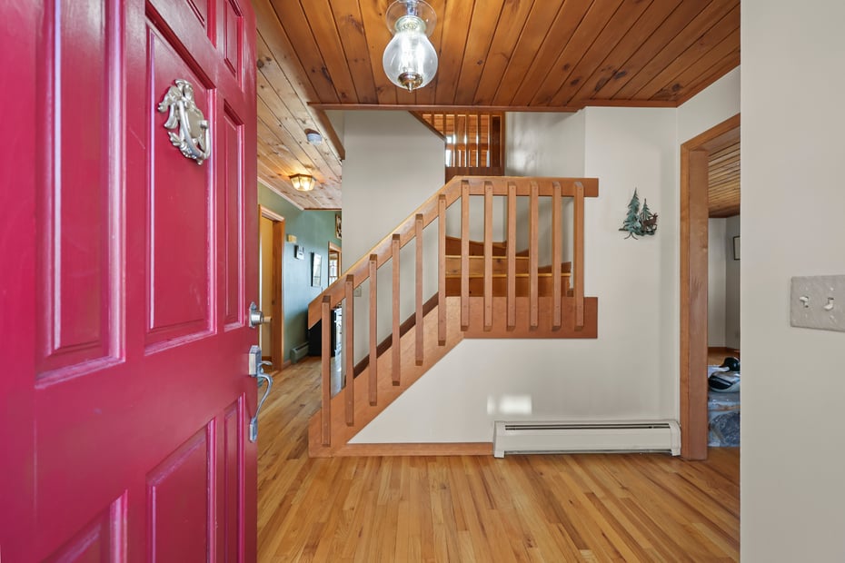 132 Outlook Ave Photo 5