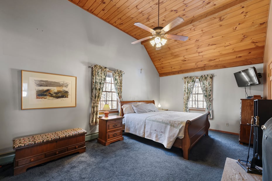 132 Outlook Ave Photo 28